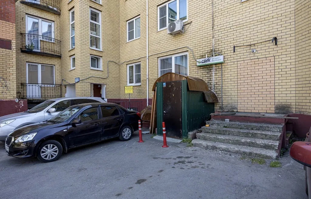 село Остафьево, ул. Троицкая, д. 2/1 - фото 1